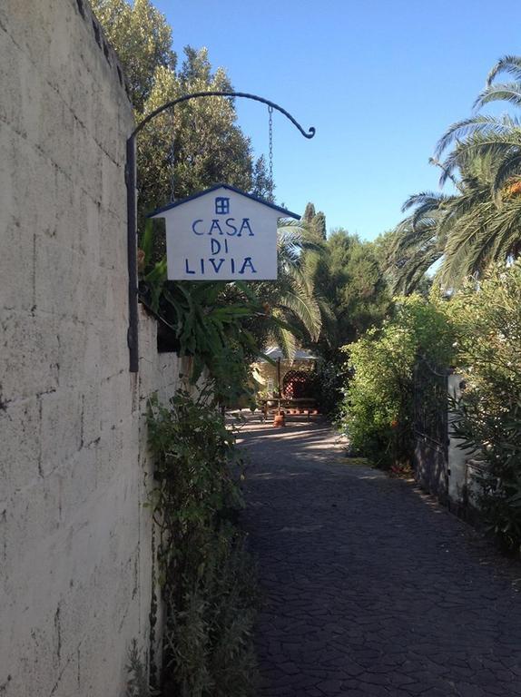 Апартаменты Casa Di Livia Сант'Анна-Аррези Экстерьер фото